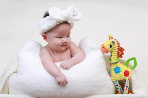 甘肃宝宝几个月翻身