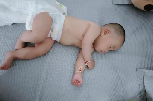 甘肃宝宝黄疸值多少才正常